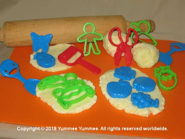 Make some gluten-free play dough. Get creative and mold some interesting shapes and characters.