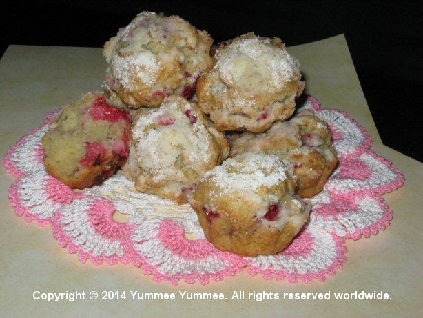 Pink Lemonade Muffins - gluten-free! Yes, pink lemonade is in the recipe and fresh raspberries.