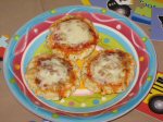 Yummee Yummee Cheesee Italian Mini Pizzas