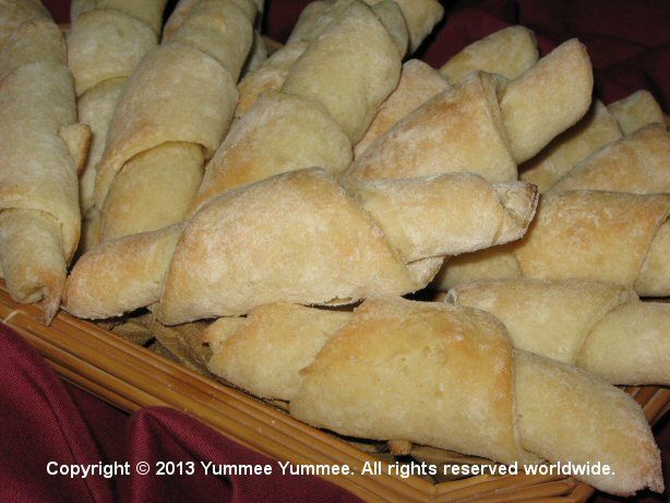 Get ready to gobble, gobble. Celebrate Thanksgiving with Mamie's Crescent Rolls.