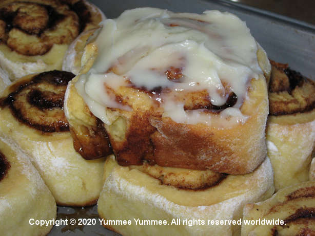 I put a spell on you and now you're mine! Vanilla Cinnamon Rolls. Yum!