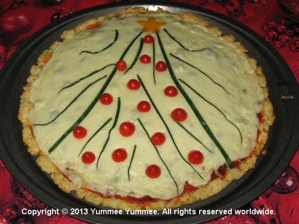 Pizza for Christmas? Maybe not, but it's a great theme for a quick holiday lunch.